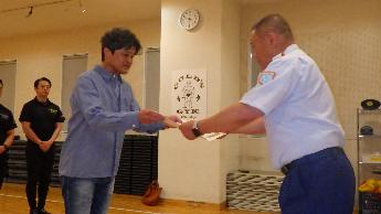 個人2